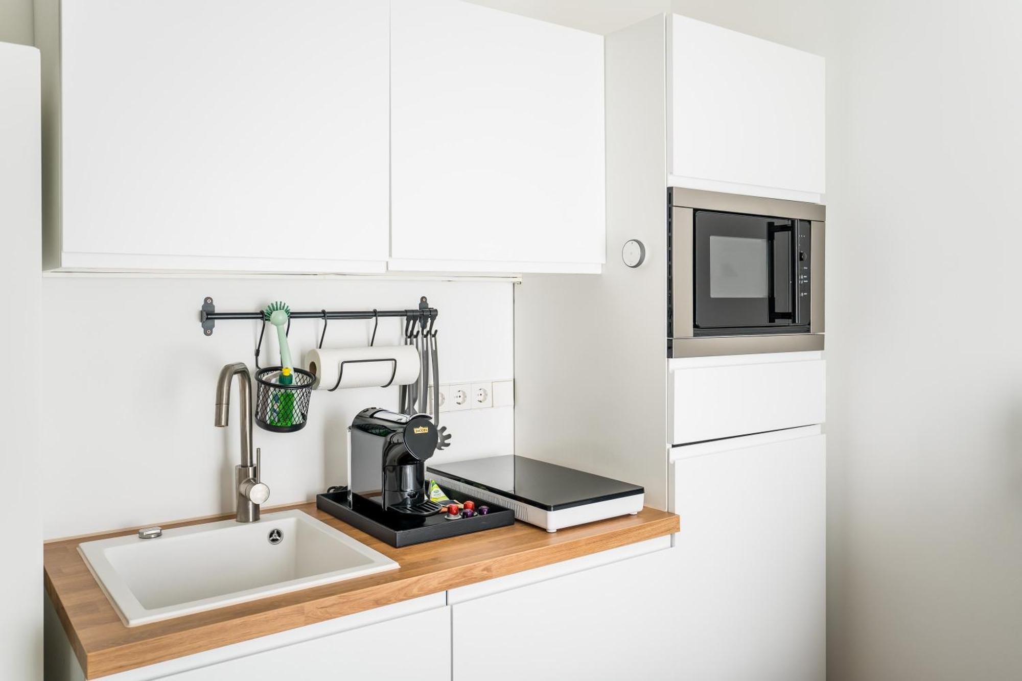 Homaris Apartments Schlueterstrasse ベルリン エクステリア 写真