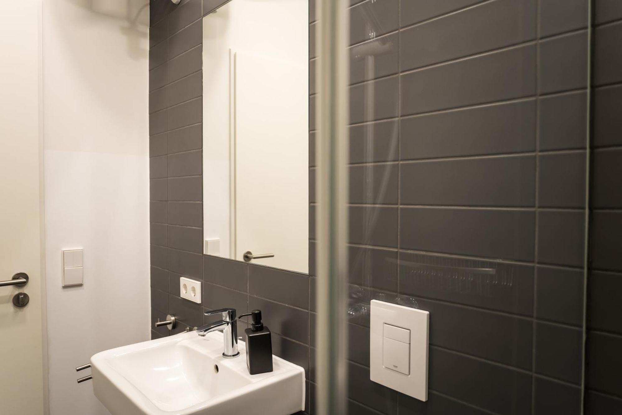 Homaris Apartments Schlueterstrasse ベルリン エクステリア 写真