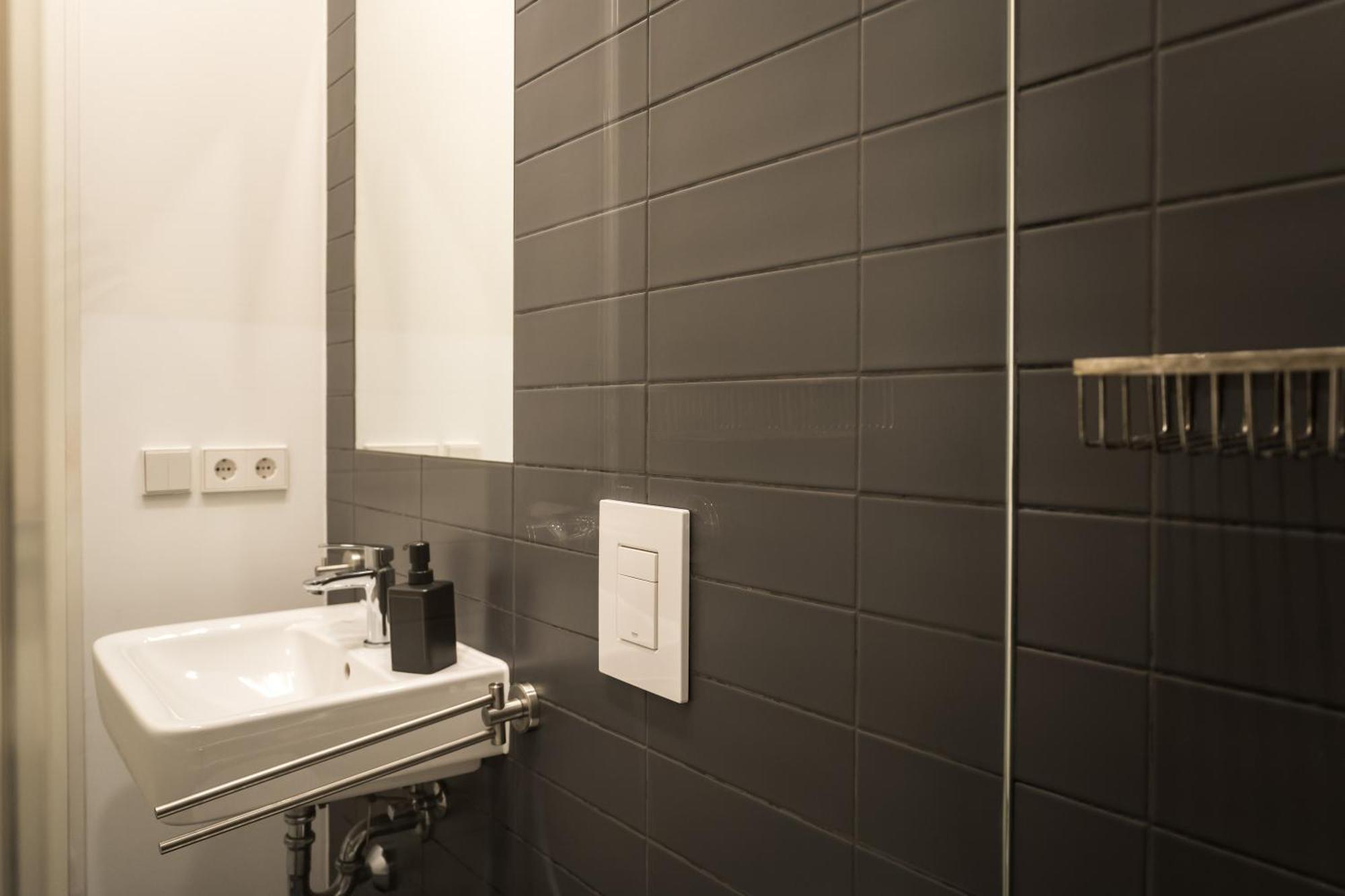 Homaris Apartments Schlueterstrasse ベルリン エクステリア 写真
